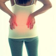 Bild på kvinna med ont-i-ryggen-foglossning-2